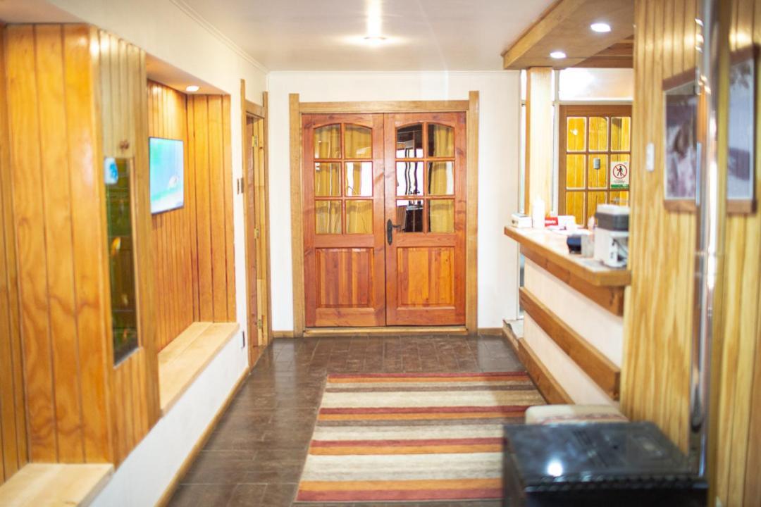 Roble Austral Hostal Coyhaique Kültér fotó